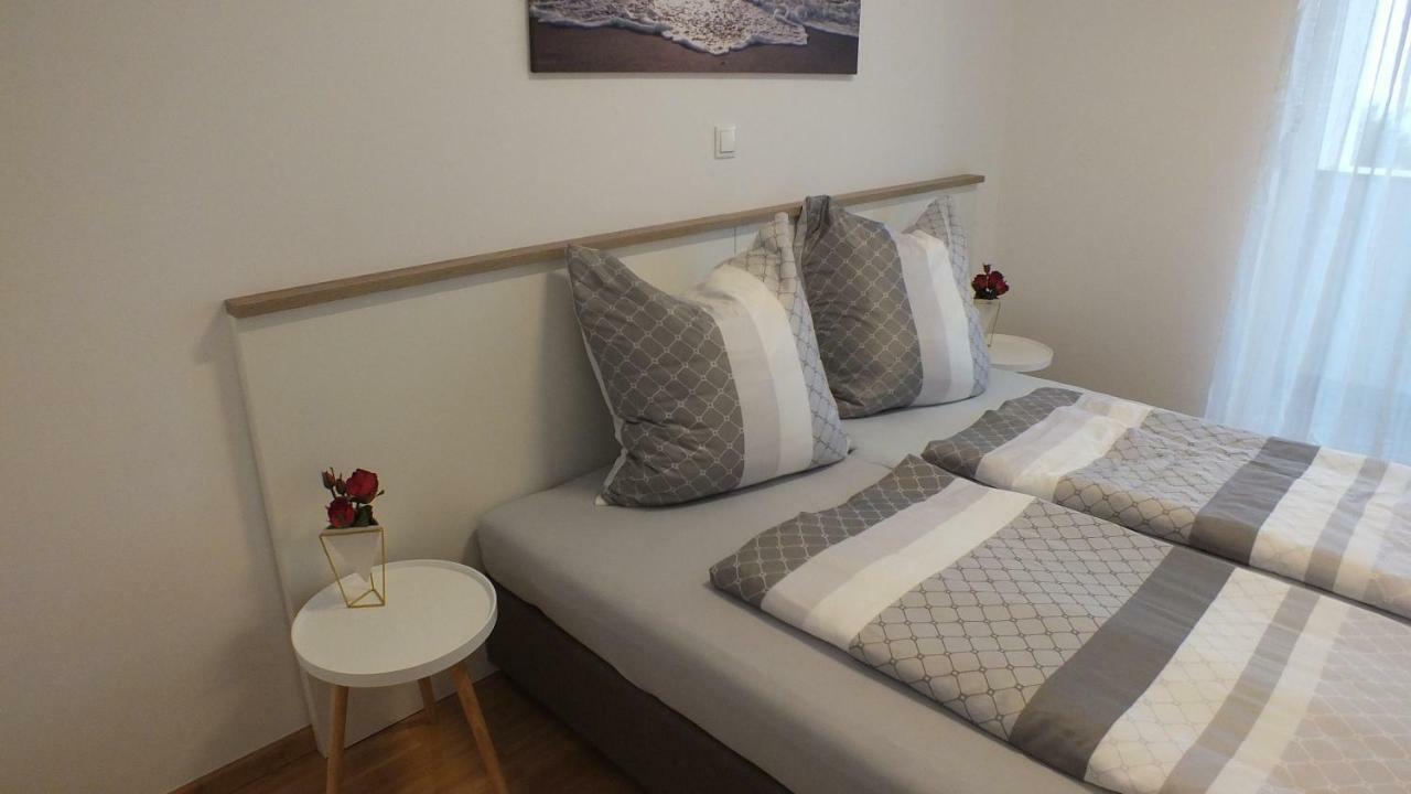 Apartment Paulina Novalja Zewnętrze zdjęcie