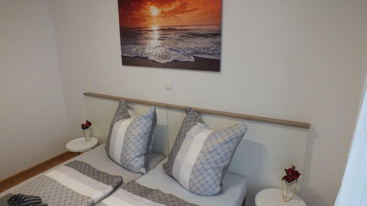 Apartment Paulina Novalja Zewnętrze zdjęcie