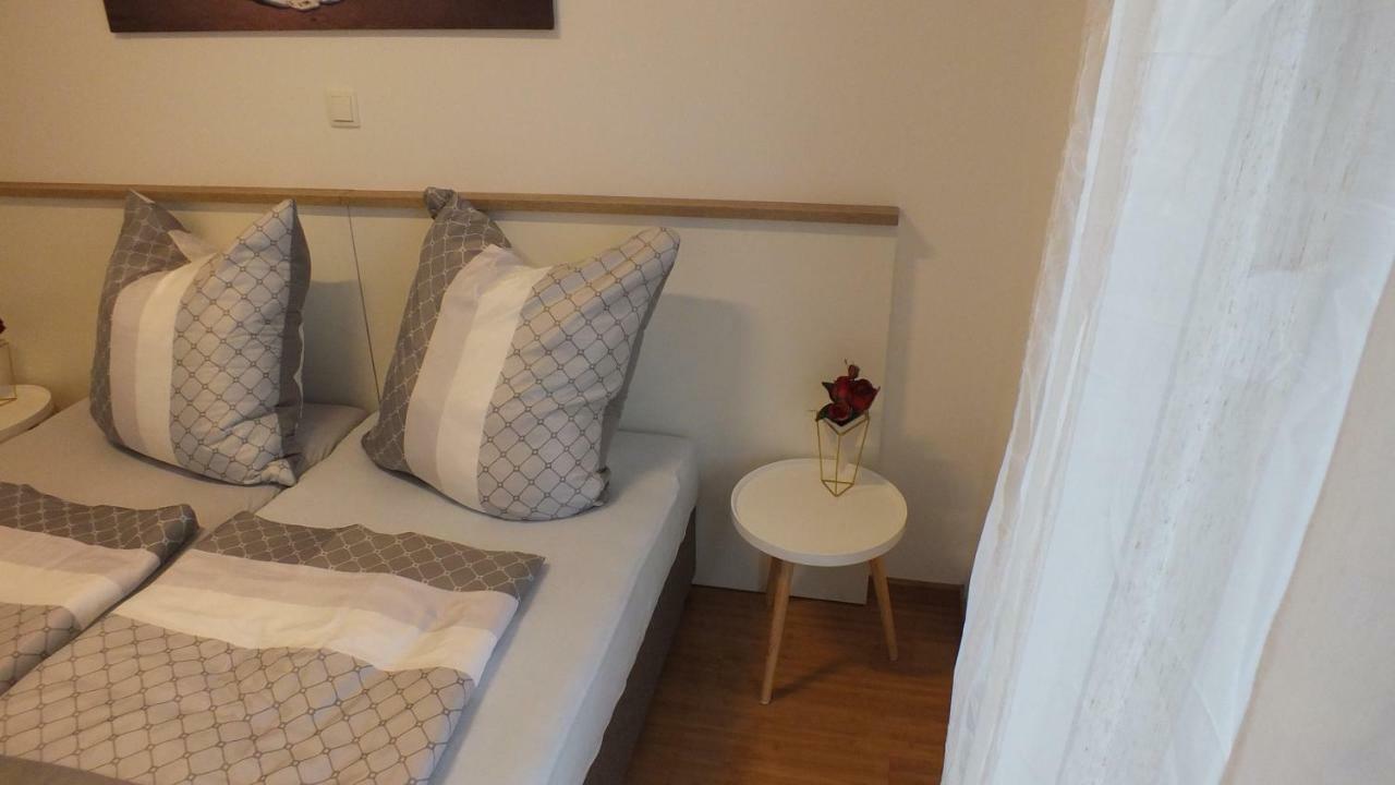 Apartment Paulina Novalja Zewnętrze zdjęcie