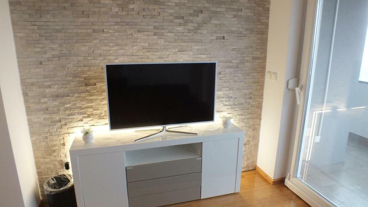 Apartment Paulina Novalja Zewnętrze zdjęcie