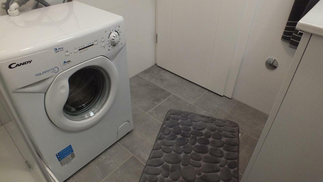 Apartment Paulina Novalja Zewnętrze zdjęcie
